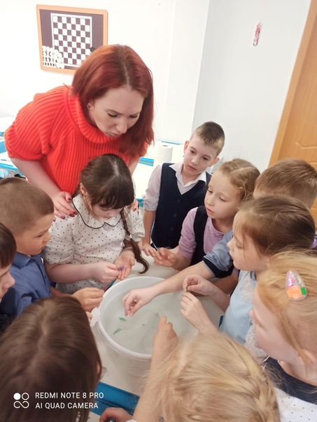 Водные эксперименты в 1а классе.